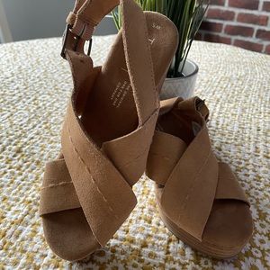 Tan suede heeled crossover sandals
